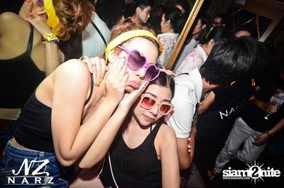 NARZ & SMIRNOFF PRESENT SONGKRAN FOAM PARTY 2013 (Album 2) — photo 40