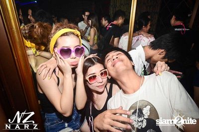NARZ & SMIRNOFF PRESENT SONGKRAN FOAM PARTY 2013 (Album 2) — photo 39