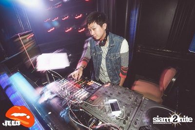 JEED Party pres. ปิดหน้า ท้าจีบ ปาร์ตี้ — photo 77